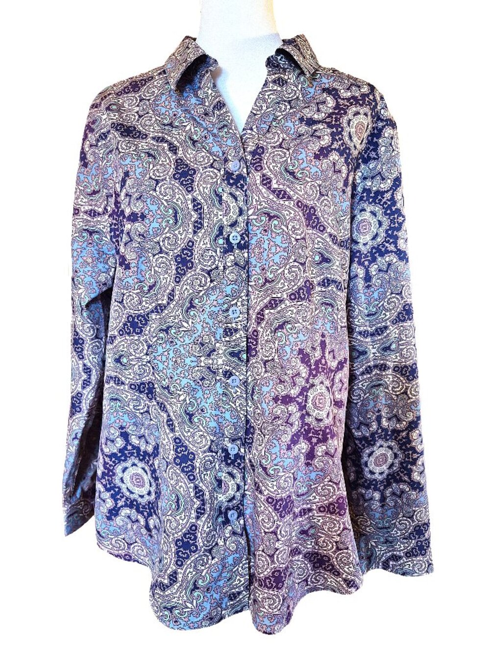 Chico’s No-Iron Cotton Button Down Shirt Womens Sz L Purple Blue Paisley Blouse
